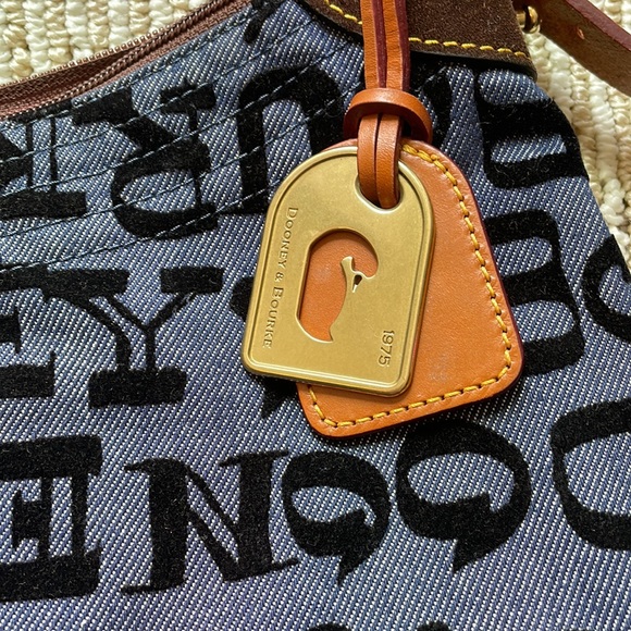 Dooney & Bourke bag - Picture 2 of 8